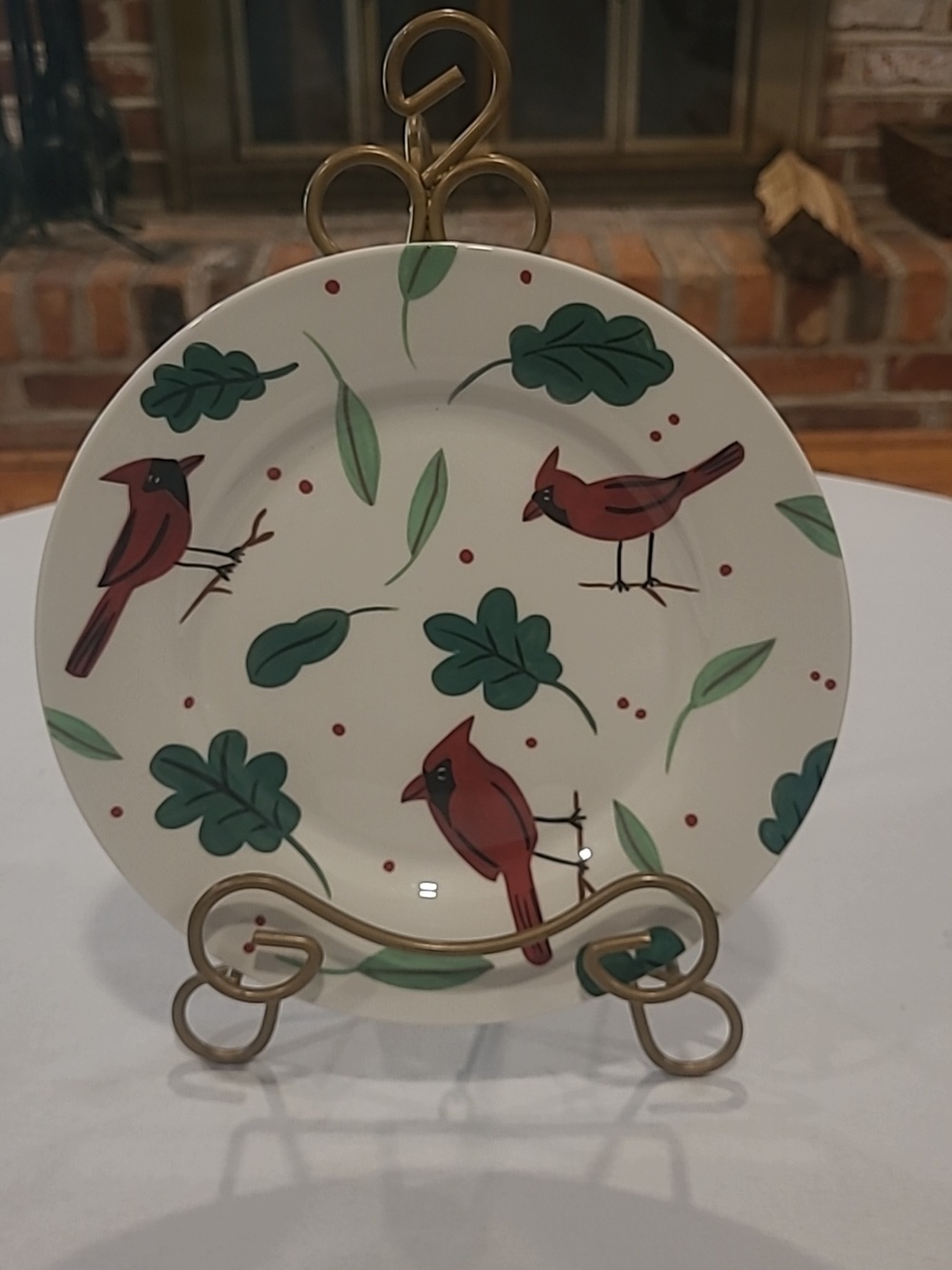 Set of 4 Studio Nova Mikasa Holiday Cardinal Salad Luncheon Plates